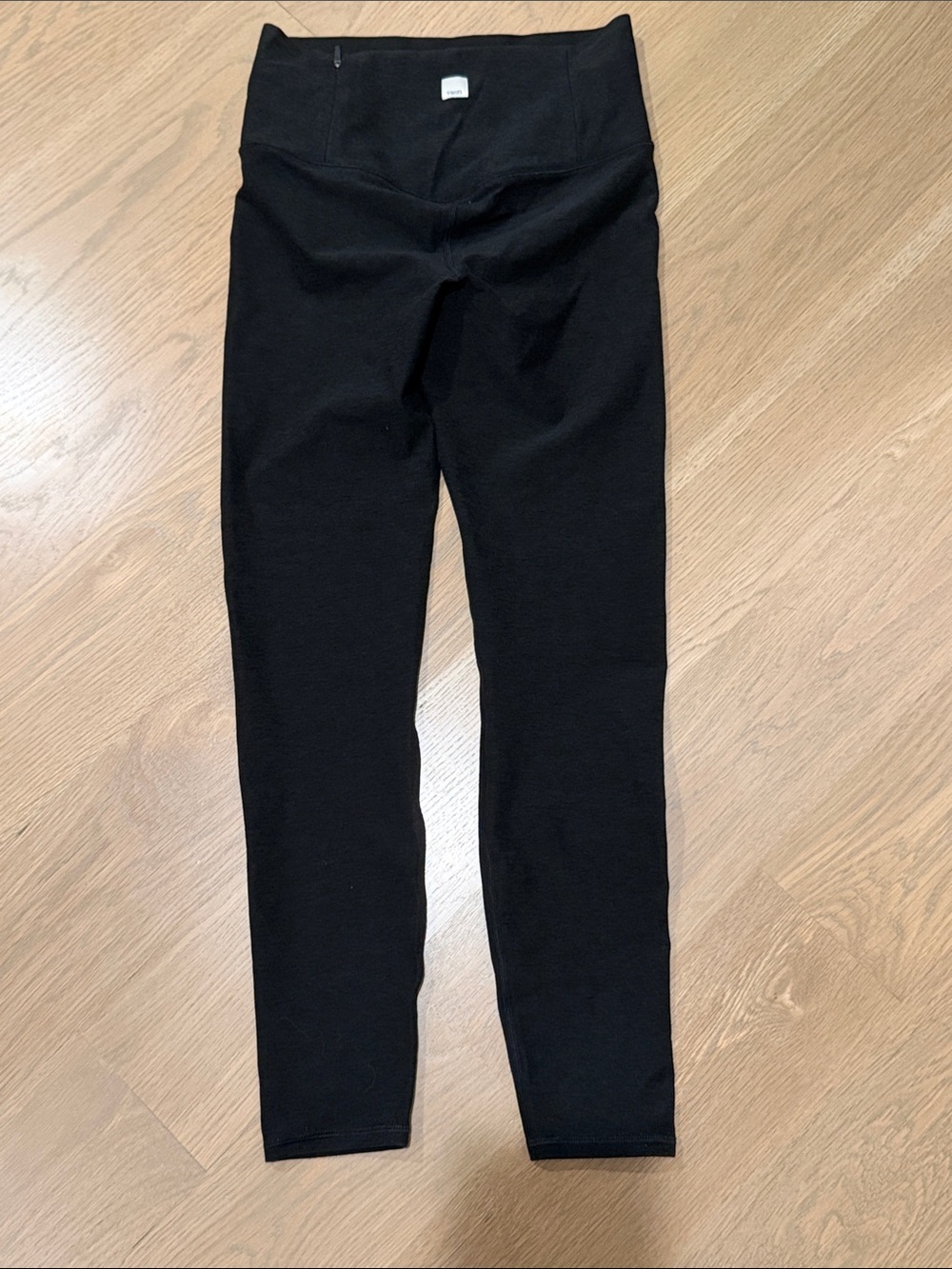 Vuori Women's Black High-Waist Leggings